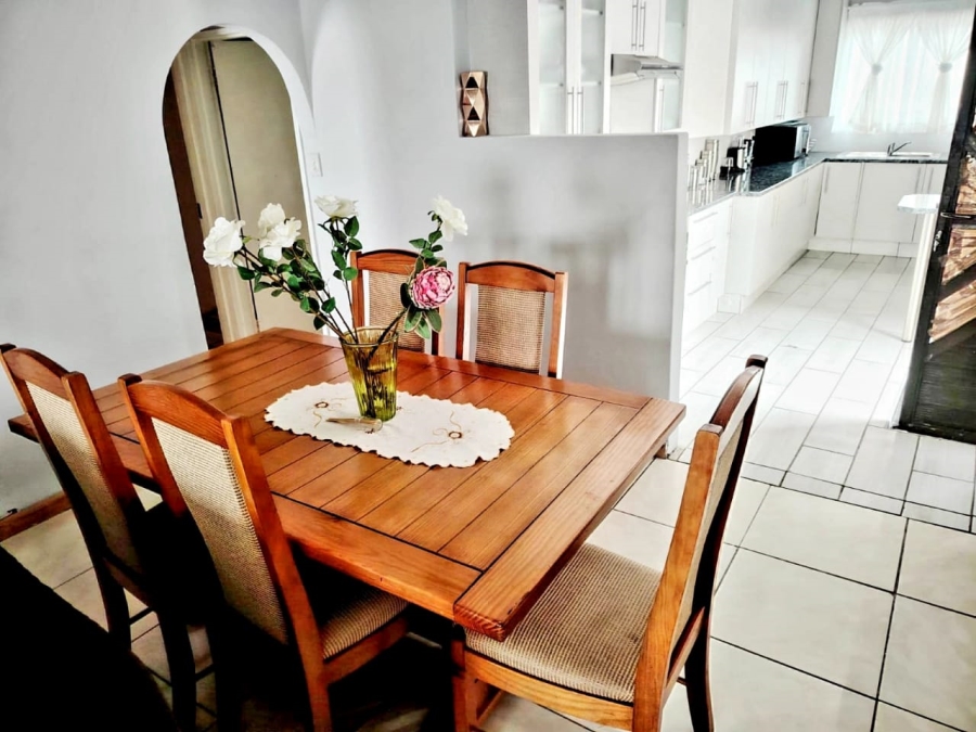 3 Bedroom Property for Sale in Amalinda Eastern Cape